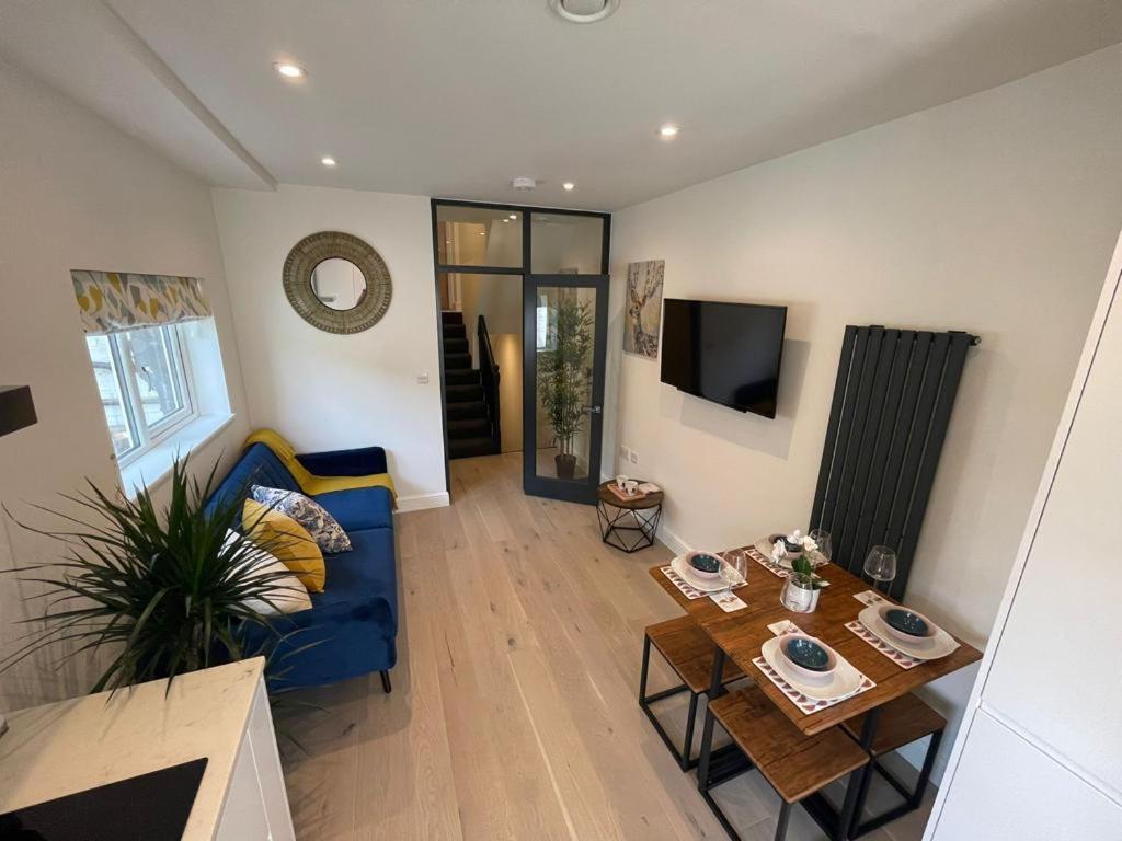 Two Bedroom Apartment - London Eksteriør bilde